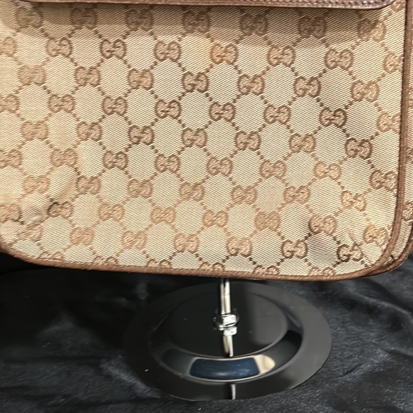 Gucci RARE Vintage Messenger Bag W/ Wallet Bundle. 
EUC No CALL OUTS! Beautiful! - Picture 7 of 16